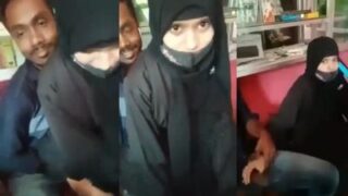 Young Hijabi girl gives dick massage muslim sex video